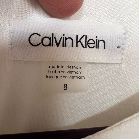 Calvin Klein White dress size 8. - Picture 3 of 4